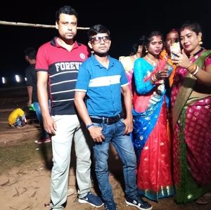 Meet your Posher, Sima das